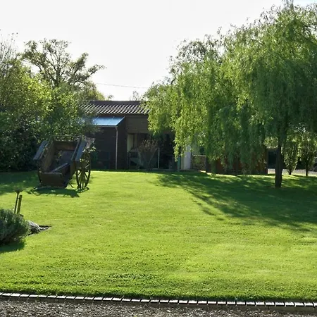 Grange Rénovée Avec Piscine Privative - 4 Ch, Jardin Clos, à 7 Km D'indian Forest - Fr-1-426-304 *