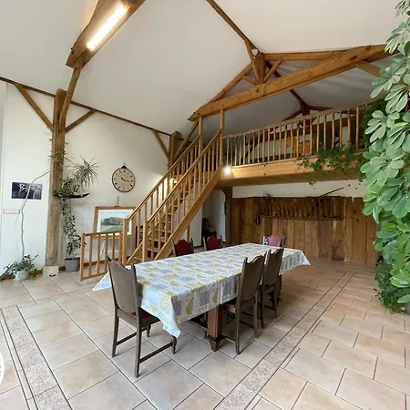 Grange Renovee Avec Piscine Privative - 4 Ch, Jardin Clos, A 7 Km D'indian Forest - Fr-1-426-304 *