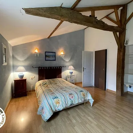 Grange Rénovée Avec Piscine Privative - 4 Ch, Jardin Clos, à 7 Km D'indian Forest - Fr-1-426-304 *
